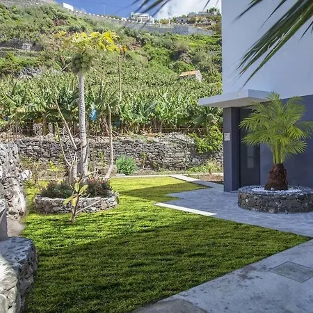 Holoiday Casa Estrelizia בית נופש ארקו דה קלחטה