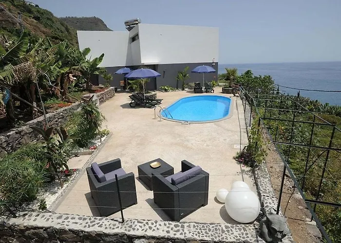 Holoiday Casa Estrelizia * ארקו דה קלחטה